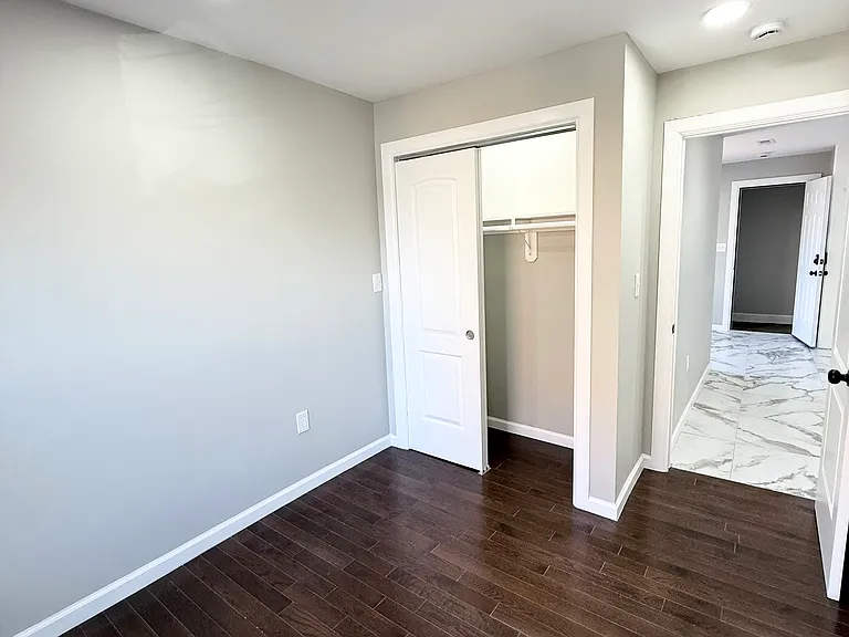 41 Howe St #2 — Photo 7