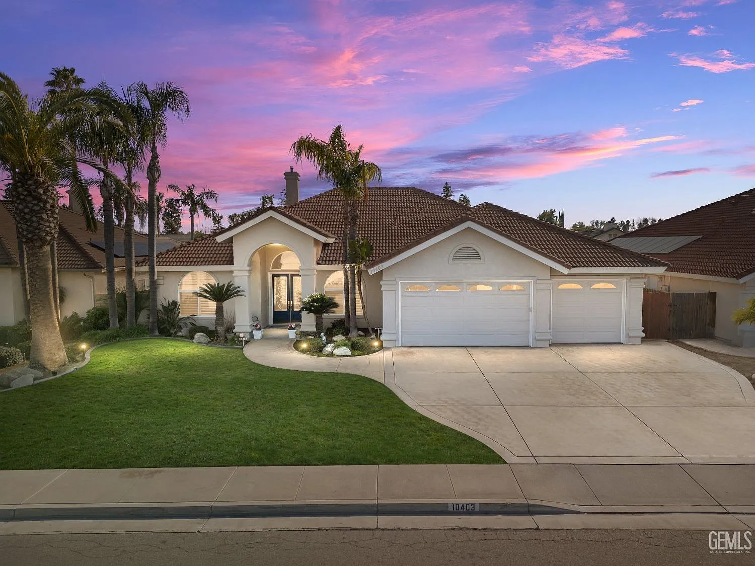 10403 Mountaingate Ln photo 1