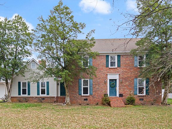 2nd image of 8190 Cainsville Pike