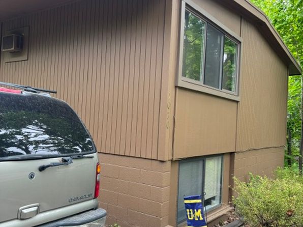 1070 Ferdon Rd APT 1