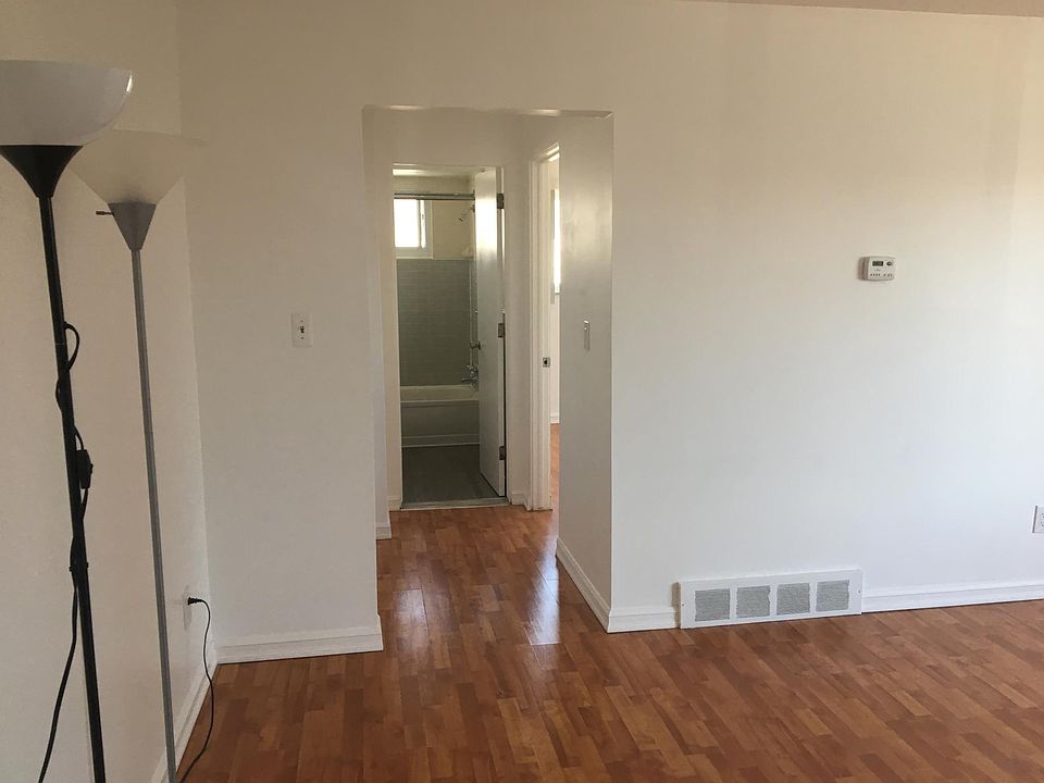 1st image of 4850 Briarwood Ave APT 7