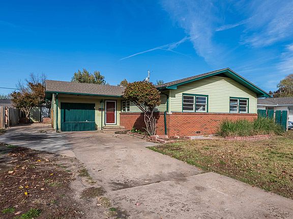 2nd image of 1218 W Casado St