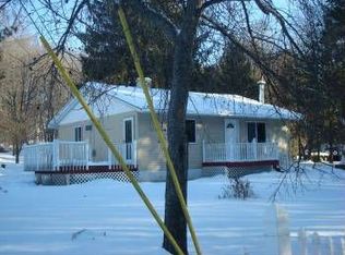 15 Allen Ln, Bloomingburg, NY 12721