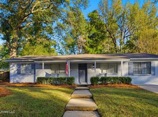 1068 Westway St, Jackson, MS 39212