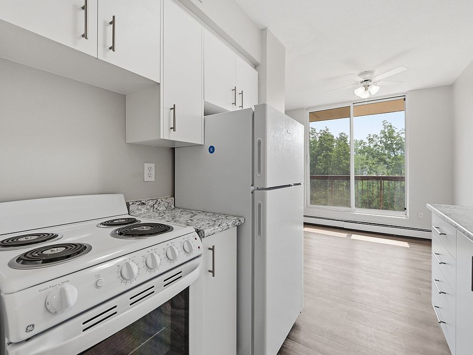 1st image of 333 Quigley Rd #303