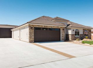 2570 S Gritton St, Hurricane, UT 84737
