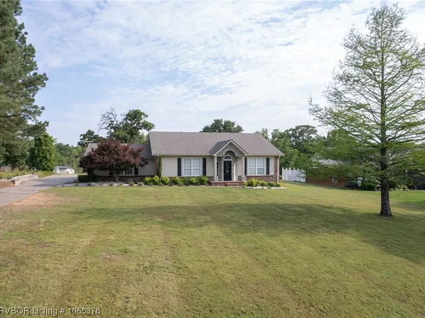 304 Janet Ln, Pocola, OK 74902
