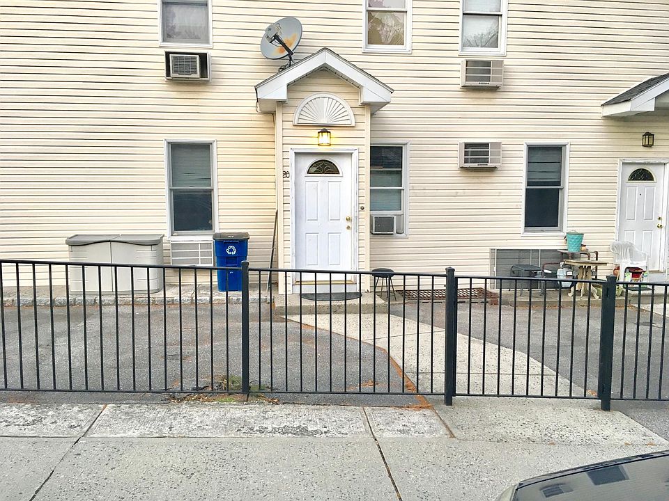 1st image of 20 Aqueduct Ave #2