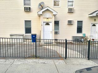 20 Aqueduct Ave #2, Yonkers, NY 10704