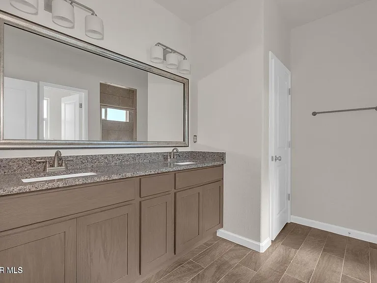 5937 Ruidoso Downs St — Photo 13