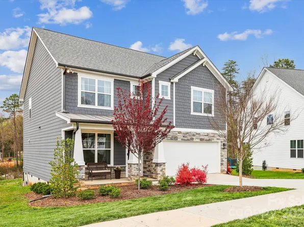 11032 Wooded Saddle Rd, Charlotte, NC 28216