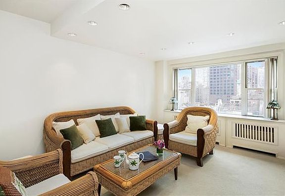 2nd image of 333 E 55th St APT 14D