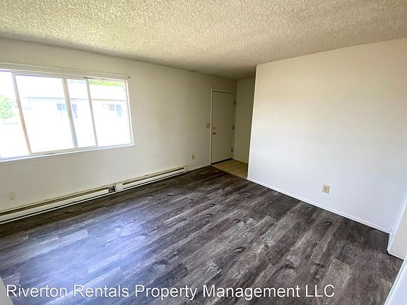 5th image of 701 Spencer St APT 6-701-6