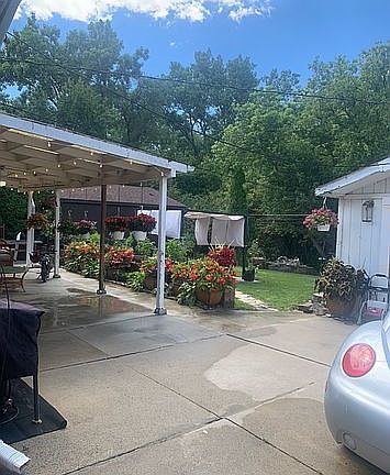 4th image of 5733 Heritage Ct