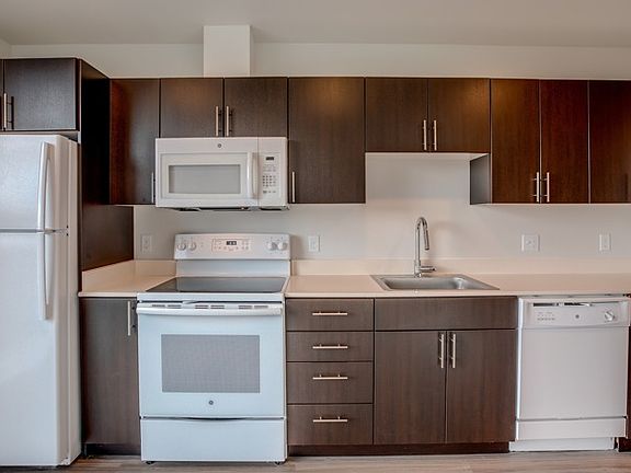 3rd image of 101 6th Ave S #1-714