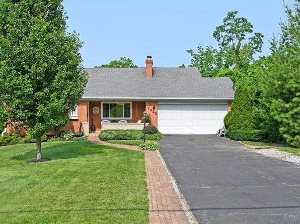 7423 View Place Dr, Cincinnati, OH 45224