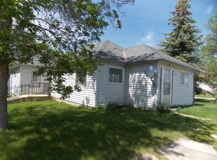 210 3rd St NE, Moore, MT 59464