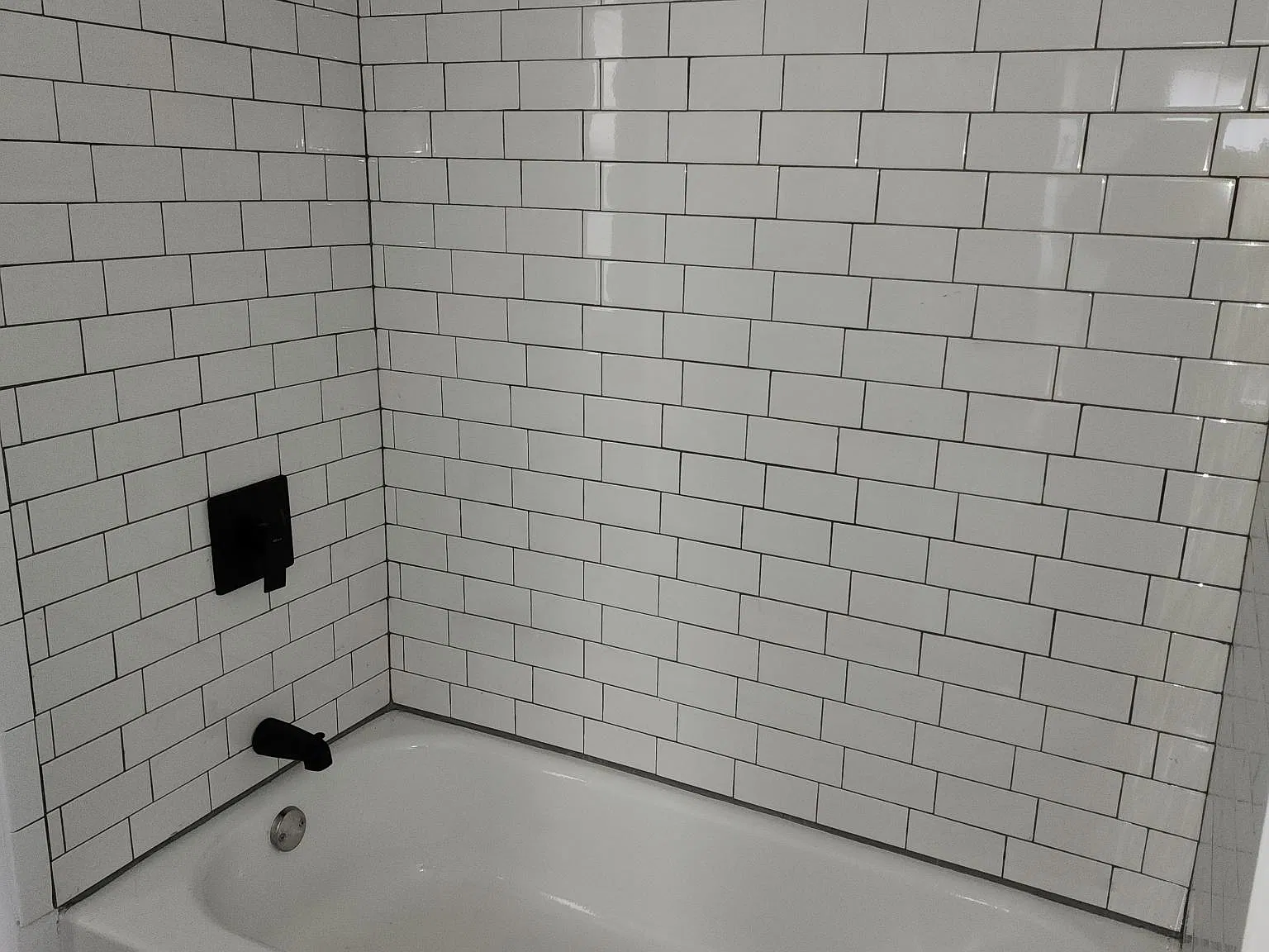 4 bed, 1328 sqft, $1,450 — Photo 4