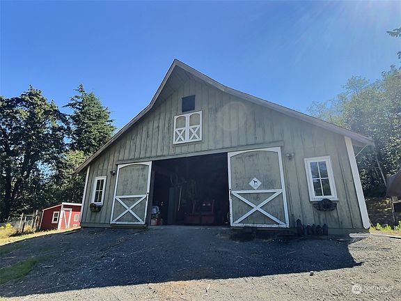 3rd image of 2115 150th Lane SE