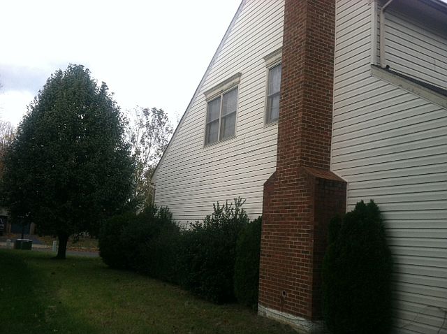 2nd image of 110 Johnsberg Ln
