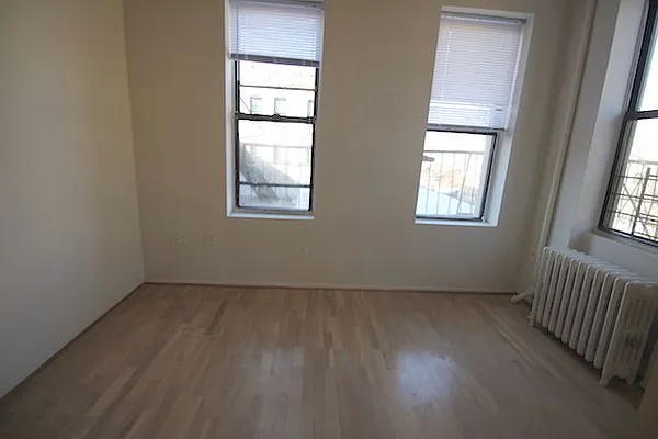 Rented by Capri Jet Realty Corp | media 20