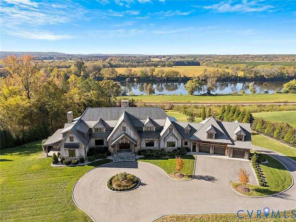1st image of 265 Pembroke Ct