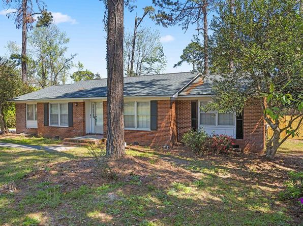 2205 Gornto Rd, Valdosta, GA 31602