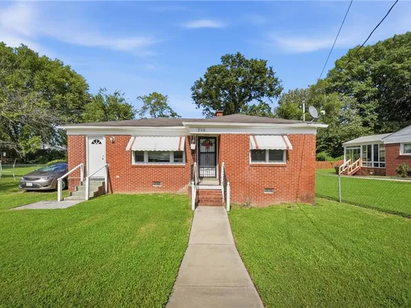 210 S Division St, Suffolk, VA 23434