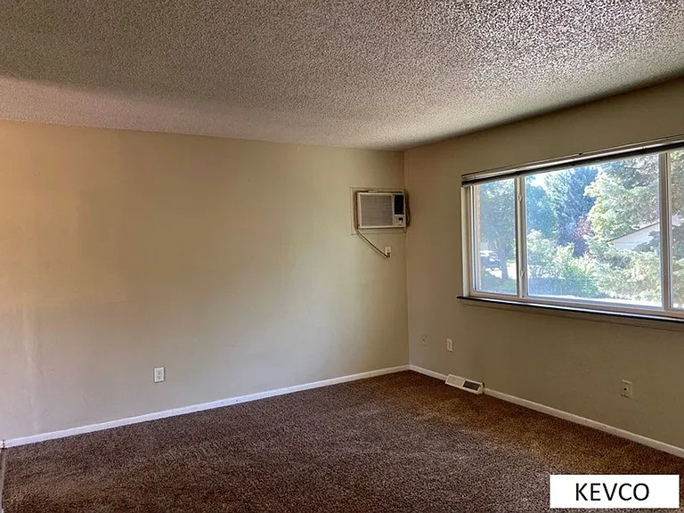 2506 Timber Ct — Photo 3