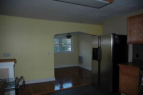 5th image of 6225 Sedgefield Dr #B