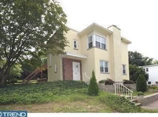 8402 Widener Rd, Glenside, PA 19038