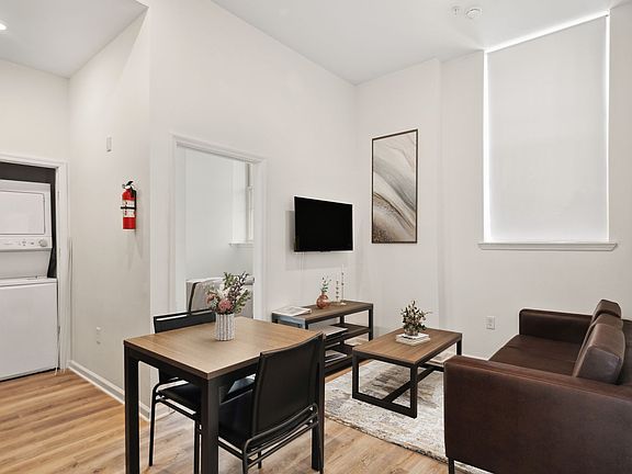 2nd image of 1535 N 16th St #302