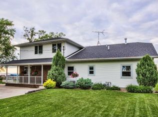 8574 Herbst Rd, Winneconne, WI 54986