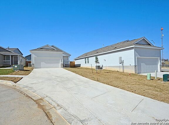 2nd image of 206 Charles Way