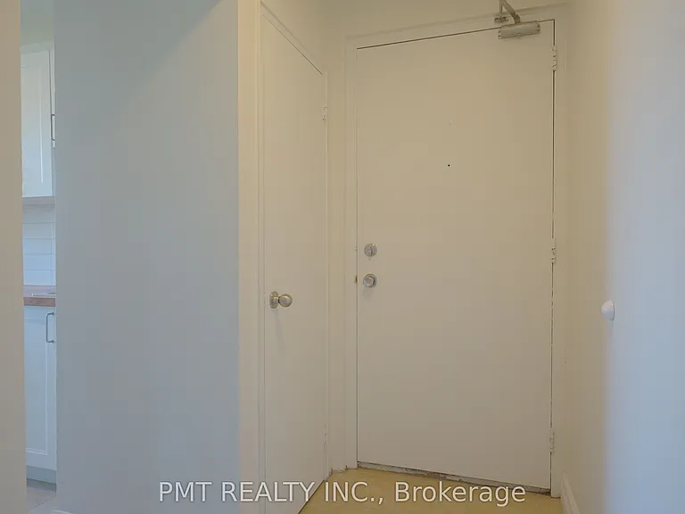 137 Brookhaven Dr #7 — Photo 19