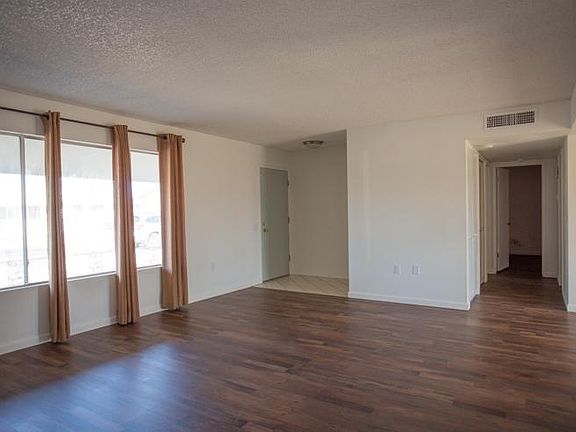 2nd image of 9523 W Pineridge Dr