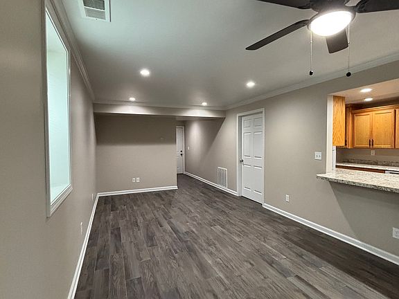 4th image of 3126 Shabay Dr #3126