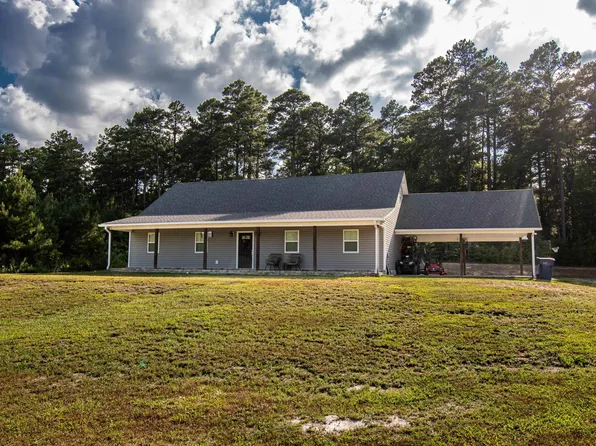 612 Willett Rd, El Dorado, AR 71730