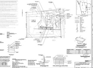 60 Northrop Rd, Woodbridge, CT 06525