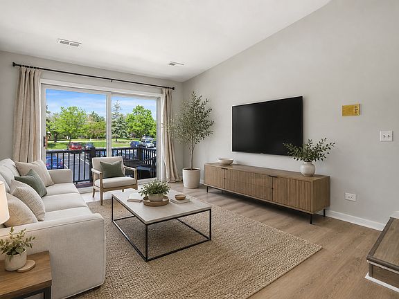 5th image of 1312 McDowell Rd #204