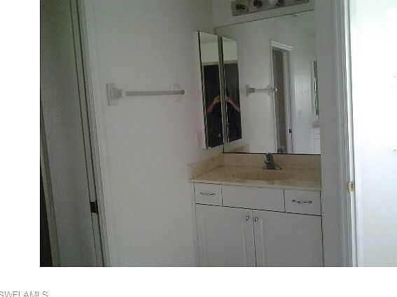 5th image of 2827 Nancy Dr Unit 1