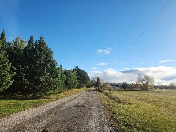 4th image of W5889 5th Ln #13
