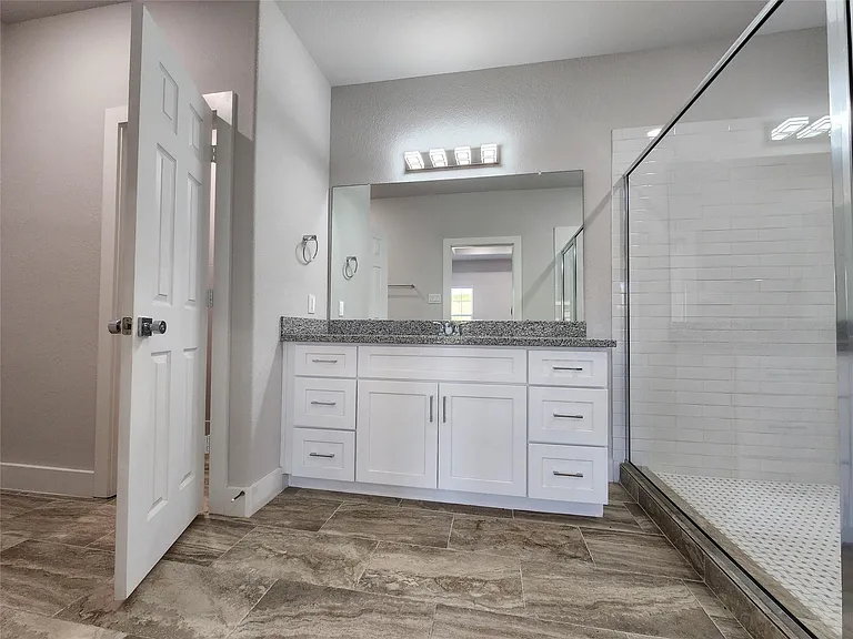 9710 Tuffly St #B — Photo 8