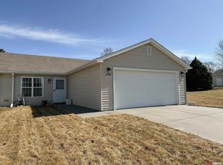 2125 Spring Meadow Cir, Lincoln, NE 68521