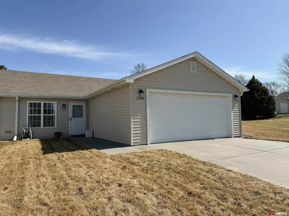 2125 Spring Meadow Cir, Lincoln, NE 68521