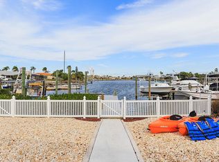 6408 Lake Sunrise Dr, Apollo Beach, FL 33572
