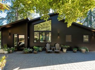 685 Lost Lake Rd, Highlands, BC V9B6E3