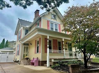 524 3rd St, Marietta, OH 45750
