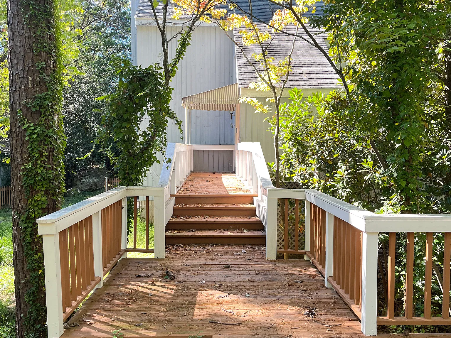 4 bed, 2732 sqft, $2,900 — Photo 3