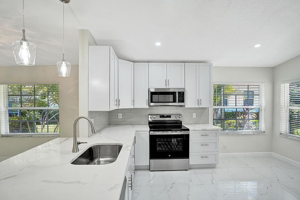 1st image of 5033 S La Sedona Cir #0